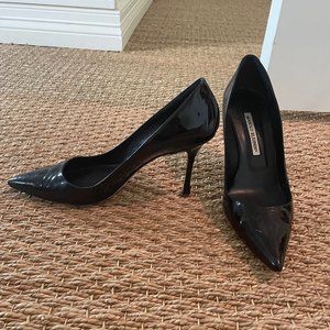 Vintage Manolo Blahnik Black Pumps